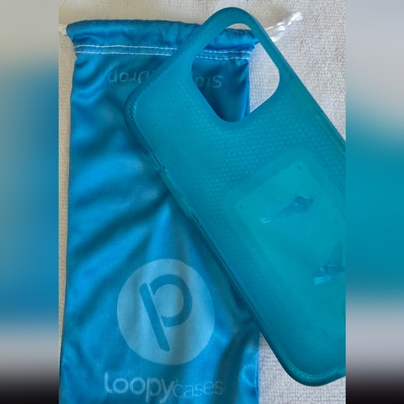 Loopy iPhone Pro Max 13 case - Picture 3 of 5